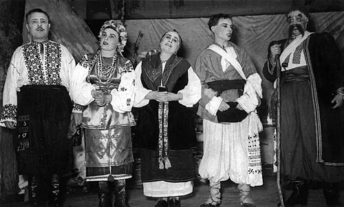 Вистава «Наталка Полтавка» Вокально-музичного ансамблю в Сіднеї, 1951